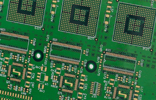 ​Bagaimana cara menambahkan pencetakan sutra ke perangkat SMT dalam desain PCB?