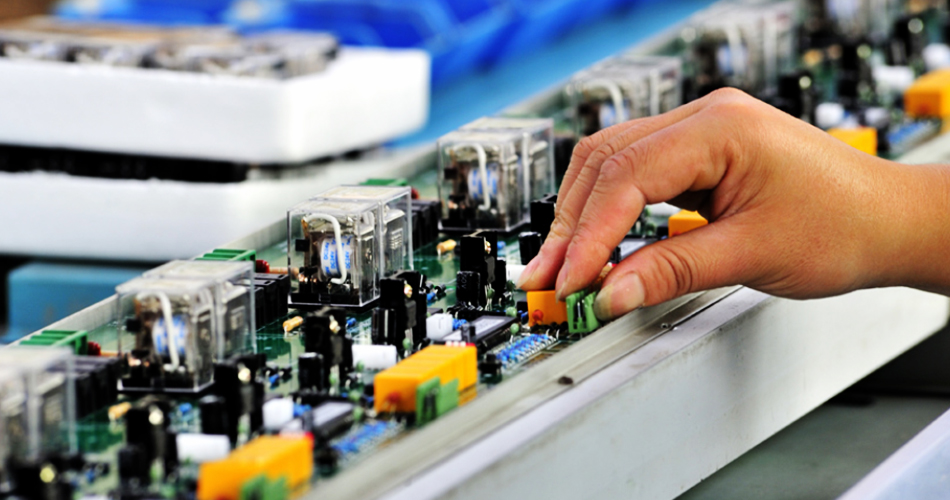 Bagaimana manajemen proyek pabrik PCBA memastikan pencapaian tujuan produksi?