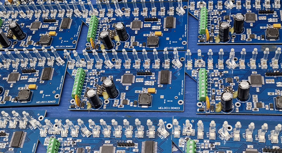 Bagaimana manajemen pengadaan komponen pabrik PCBA mempengaruhi waktu pengiriman?