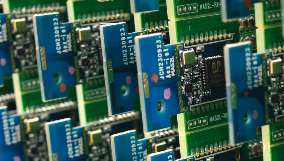 Bagaimana pabrik PCBA mengatasi kebutuhan produksi desain sirkuit yang sangat kompleks?