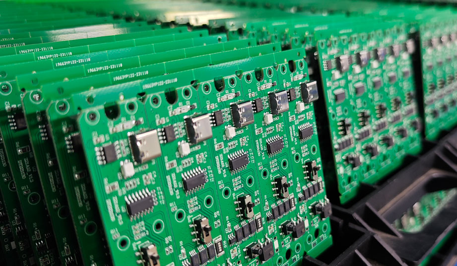 Bagaimana Cara Menggunakan Alat Penilaian Kapasitas untuk Memilih Pabrik PCBA Terbaik?