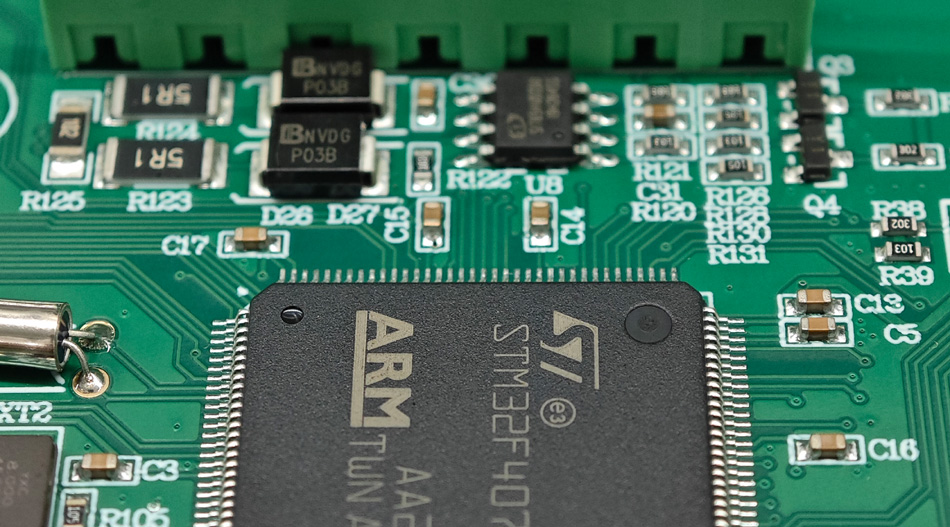 Pemrosesan PCBA RCU Presisi Tinggi: Inovasi Teknologi Manakah yang Telah Mengubah Standar Industri?